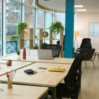 Open Space  20 postes Coworking Rue Martre Clichy 92110 - photo 1